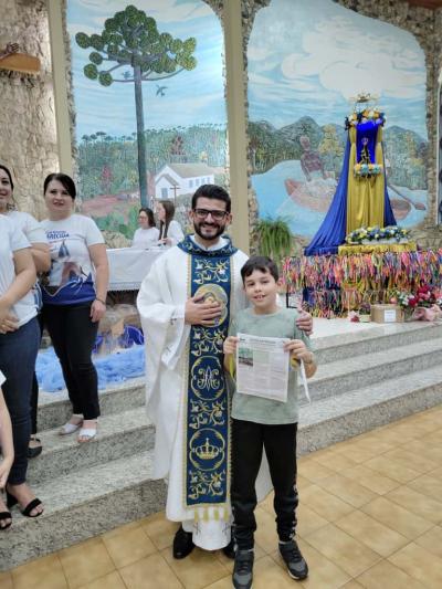 3º Dia da Novena reúne centenas de devotos no Santuário Nossa Senhora Aparecida Celebração foi presidida pelo Padre Aroldo Shinemann Filho e marcada por fé